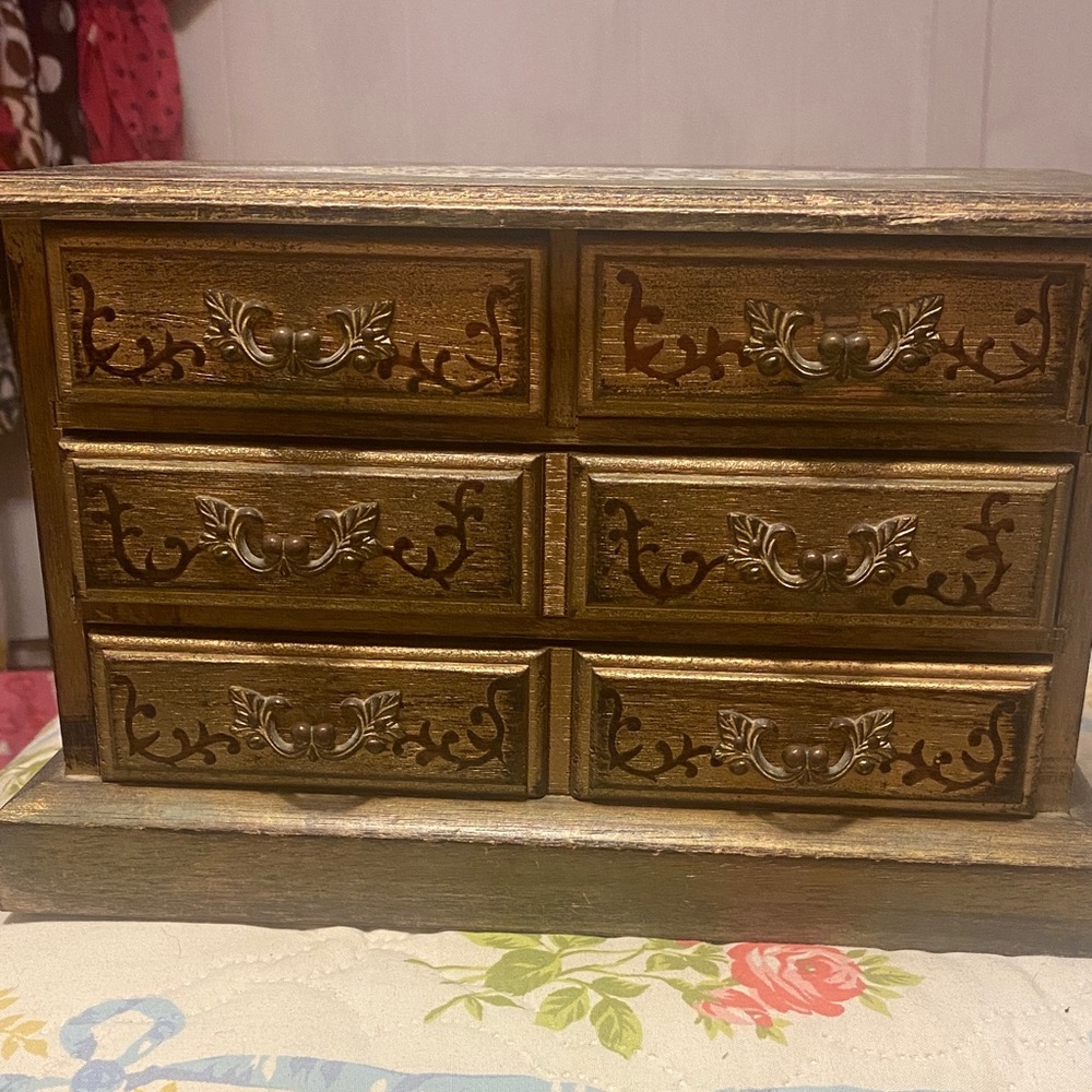 Vintage Wooden Jewelry Box with Intricate Design